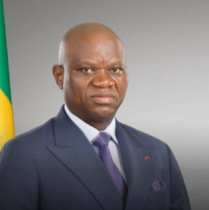 Gabon : l&rsquo;interdiction des pseudonymes sur les réseaux sociaux déclenche une vive controverse