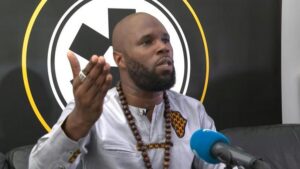 Affaire Kemi Seba : les avantages d&rsquo;un jugement sur le sol béninois