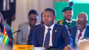 Faure Gnassingbé : le jeu subtil d&rsquo;alliances entre la Russie, la CEDEAO et l’AES