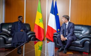 Rencontre diplomatique clé entre le Sénégal et la France à Nairobi