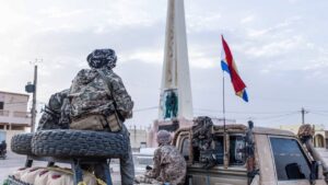 Kidal sous tension : l&rsquo;armée malienne intensifie ses frappes après la prise de contrôle rebelle