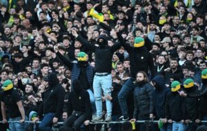 Violences en Ligue 1 : nantes et nice dans la tourmente après les envahissements de terrain