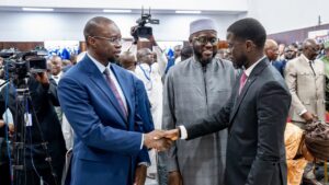 Bassirou diomaye faye destitue son premier ministre ousmane sonko au Sénégal