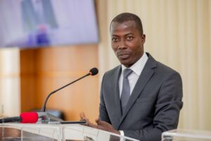 Wilfried Léandre Houngbédji trace la voie pour la voix du Bénin