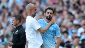 Rooney fulmine contre la haie d&rsquo;honneur en plein match pour Silva et Stones