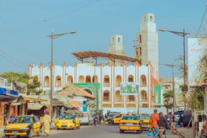 Sénégal : la transition entre Ousmane Sonko et Ahmadou Aminou Lo s&rsquo;achève à Dakar
