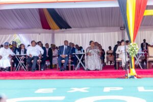 Représentants africains lors de la cérémonie d'investiture à Kampala