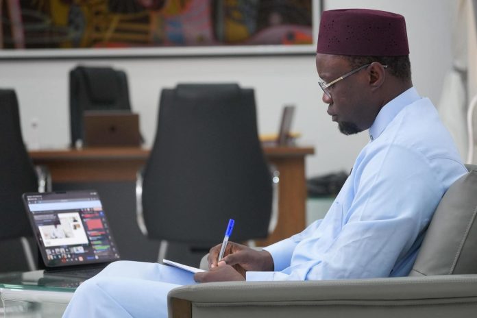 ousmane sonko et son équipe politique