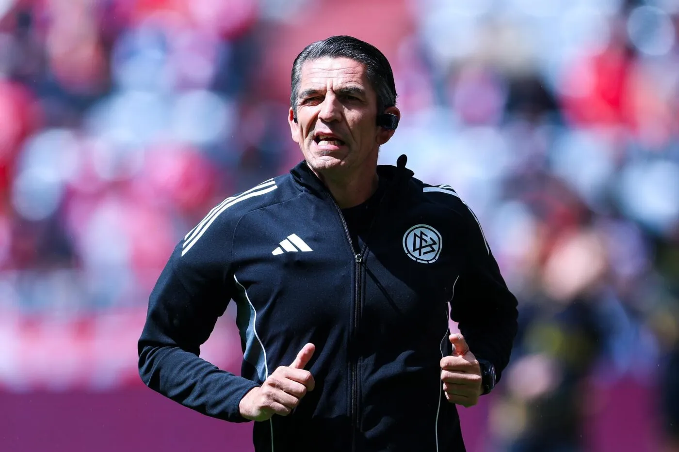 Un arbitre légendaire du football allemand lors de son dernier match