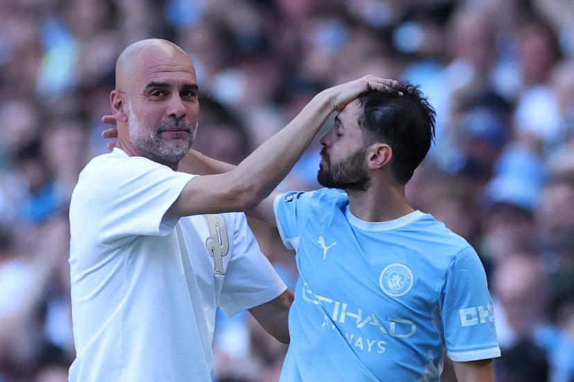 Pep Guardiola lors de son dernier match à Manchester City, ému par le remplacement de Bernardo Silva