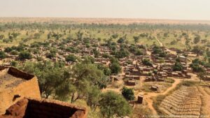 Mali : l&rsquo;accord local avec le Jnim permet le retour des déplacés dogons dans le cercle de Bankass