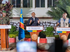 La riposte contre Ebola en RDC : les autorités appellent à une évaluation juste des efforts