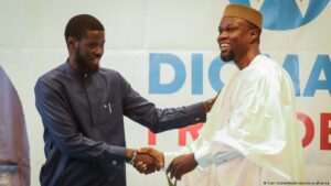 Sénégal : pourquoi la rupture entre Diomaye et Sonko déçoit les étudiants