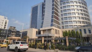 Réforme constitutionnelle à Kinshasa : l&rsquo;opposition face à une capitale sous tension