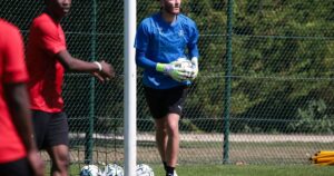Gardien Ewen Jaouen quitte Reims pour la Premier League