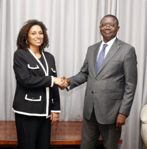 Coopération togolaise et américaine : un dialogue sur la décentralisation et l&rsquo;avenir local