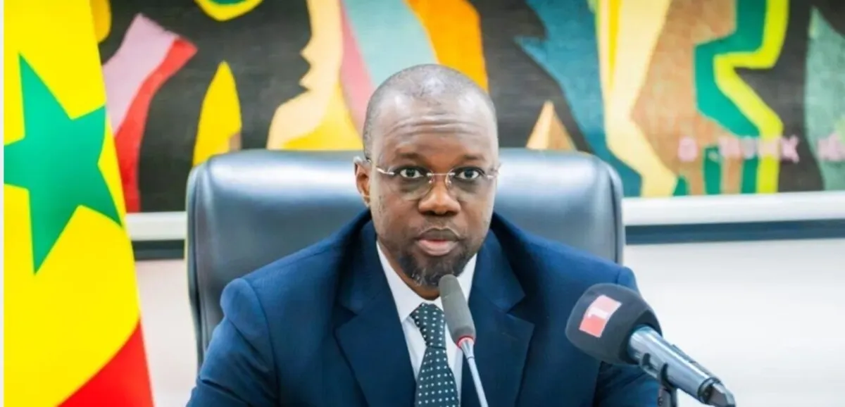 Ousmane Sonko et Bassirou Diomaye Faye lors d'un entretien politique au Sénégal
