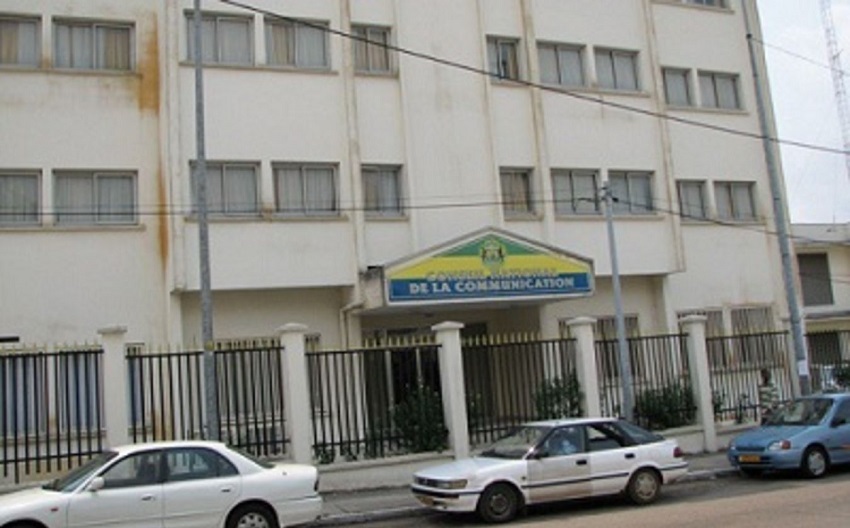 Bureaux vandalisés de la Haute Autorité de la Communication au Gabon