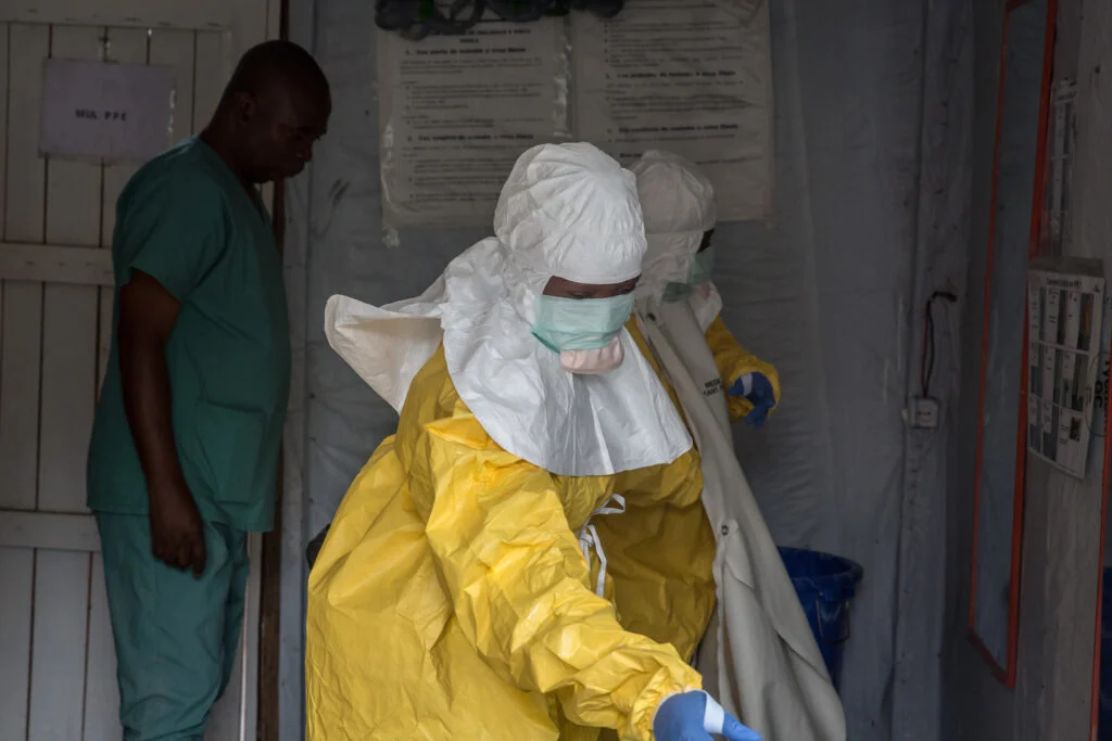 ébola en rdc : une crise sanitaire aggravée par l'instabilité et les conflits