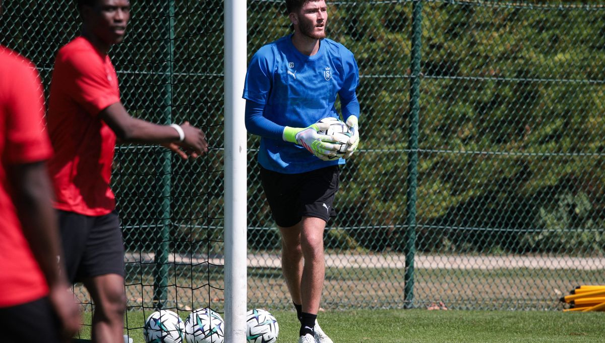 Ewen Jaouen, gardien du Stade de Reims, au centre de vie Raymond Kopa