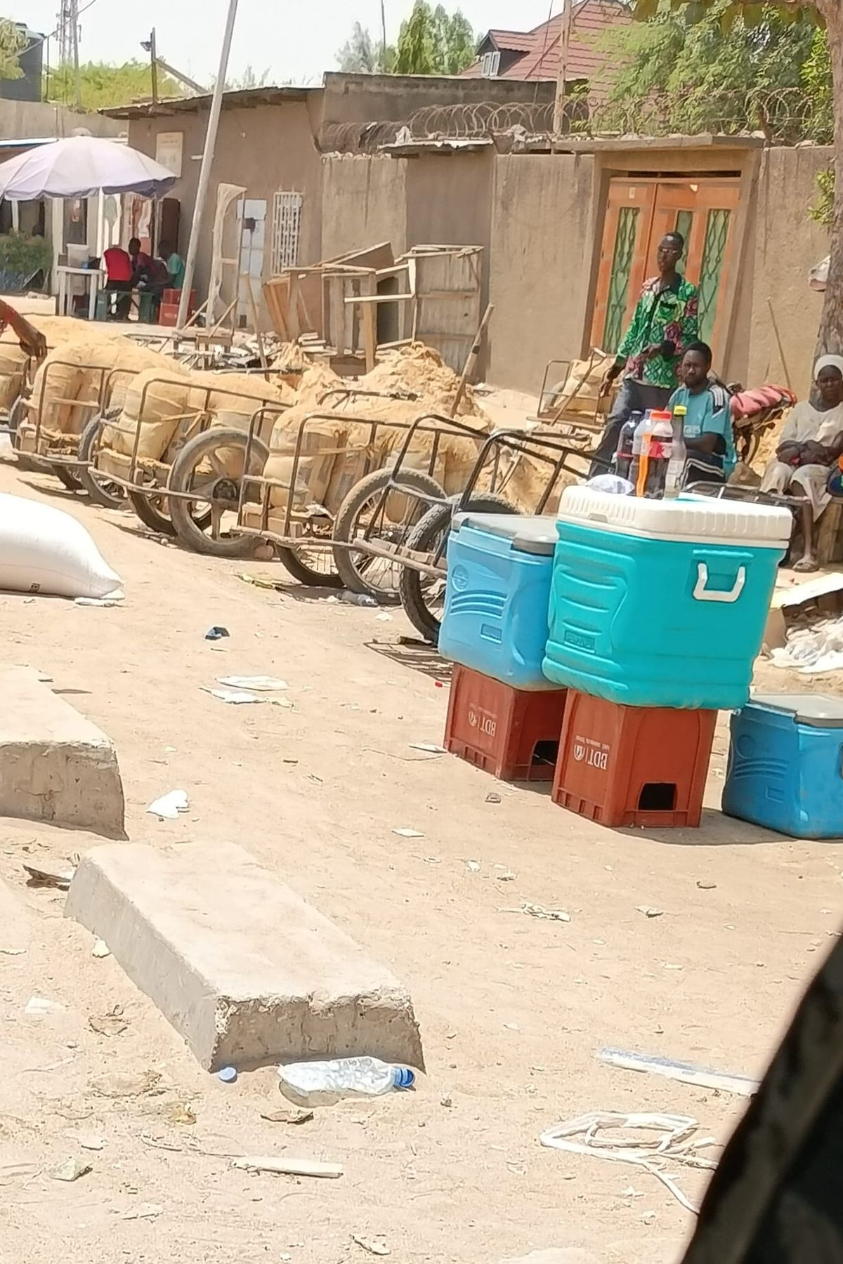 jeunesse tchadienne : quand le sable remplace l'emploi dans la capitale