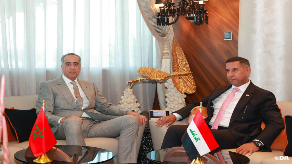 Abdellatif Hammouchi en discussion avec l'ambassadeur irakien à Rabat
