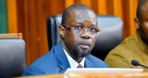 Retour forcé des députés à l&rsquo;Assemblée : les motivations cachées derrière la convocation d&rsquo;Ousmane Sonko