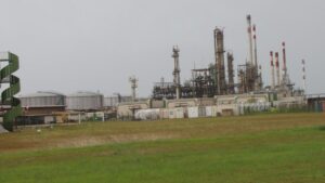 Gabon : la BEAC exhorte Libreville à moderniser la SOGARA pour limiter les importations de carburant
