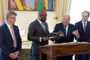 Visite d&rsquo;État du président gabonais : un tournant dans les relations franco-gabonaises
