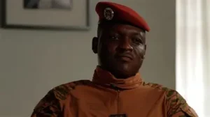 Burkina Faso : le capitaine Traoré face à l&rsquo;isolement croissant du pouvoir