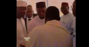 Ousmane Sonko rend hommage au Jaraaf Papa Youssou Ndoye à Ouakam