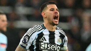 Bruno guimaraes prêt à rejoindre arsenal : le transfert enfin acté