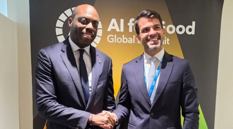 Rencontre entre Mark-Alexandre Doumba, ministre de l'Économie numérique du Gabon, et Emir Gelen, directeur régional de TikTok
