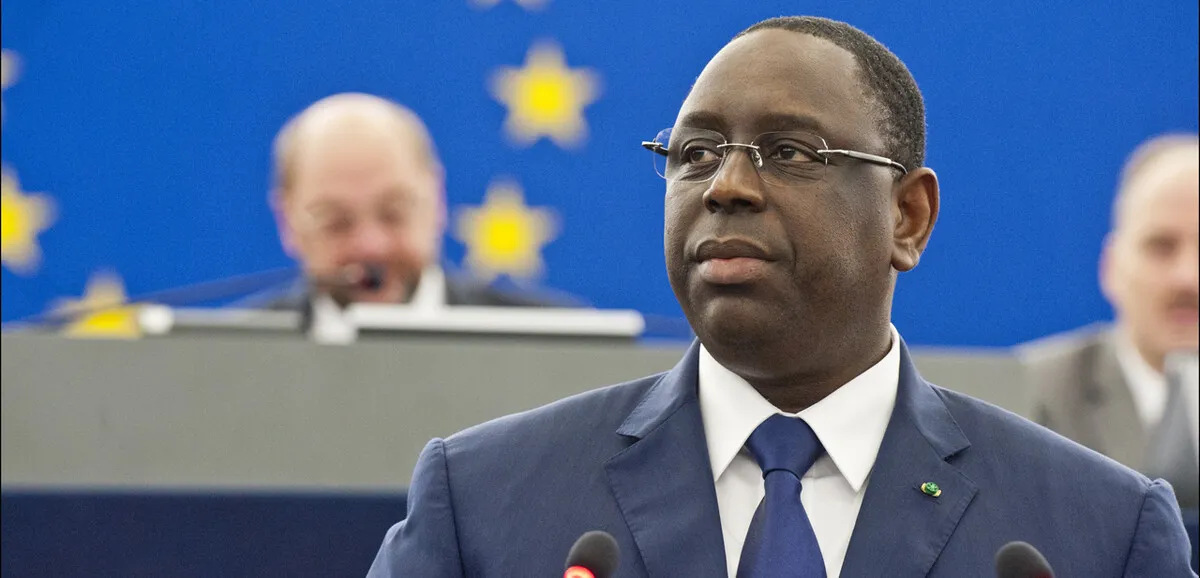 Retour controversé de l'ancien président Macky Sall au Sénégal pour une rencontre avec Bassirou Diomaye Faye