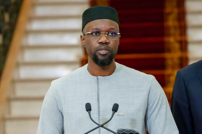 portrait d’Ousmane Sonko lors de l’annonce du décès de Serigne Abdou Bakhi Mbacké portrait d’Ousmane Sonko lors de l’annonce du décès de Serigne Abdou Bakhi Mbacké