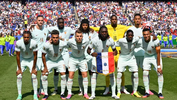 Manu Koné en action avec l'équipe de France