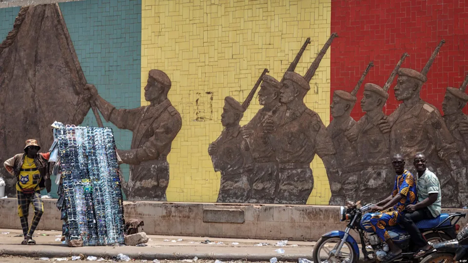 Débat sur une intervention militaire étrangère au Mali