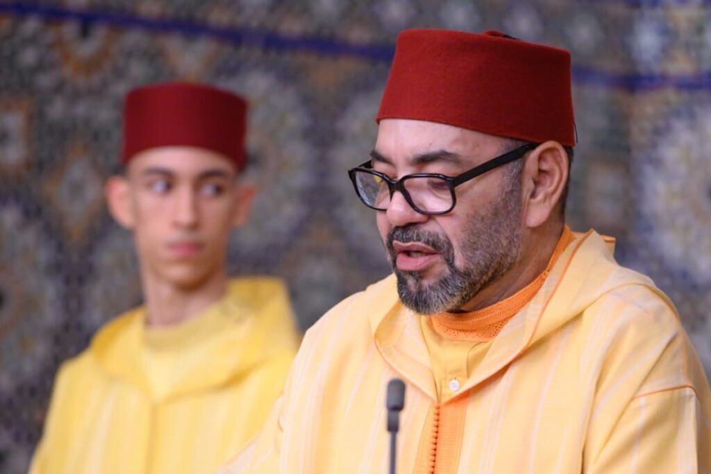 Le roi Mohammed VI et son fils le prince Moulay Hassan
