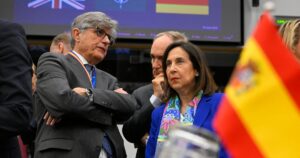 Sebta : l&rsquo;Espagne analyse l&rsquo;«appel d&rsquo;air» migratoire et l&rsquo;influence des réseaux sociaux