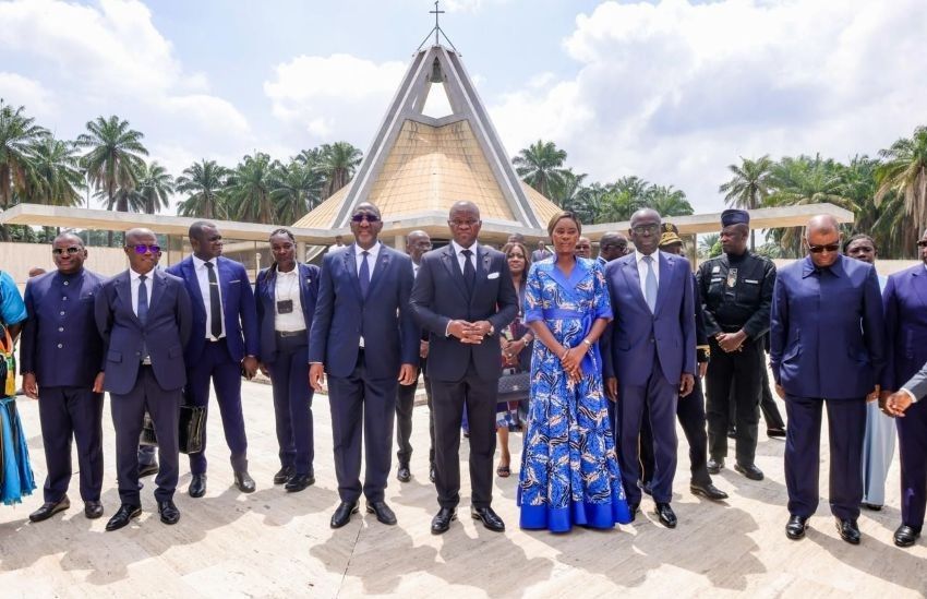 Le président gabonais Oligui Nguema lors de sa visite officielle à Yamoussoukro en Côte d'Ivoire
