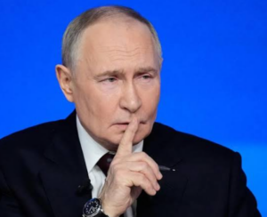 Russie unie décroche 355 sièges à la Douma dans un scrutin privé de toute voix antiguerre