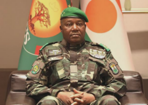 Niger : la junte de tiani peut-elle survivre à sa propre paranoïa ?