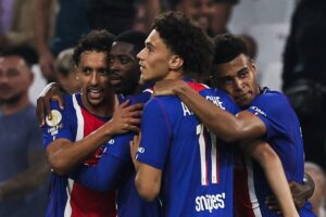 Ligue 1 : Paris s&rsquo;impose 2-1 à Marseille, l&rsquo;OM sombre une cinquième fois