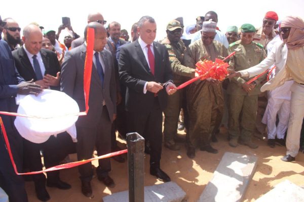 Faut-il voir dans la fibre optique Niger-Algérie le levier secret d&rsquo;une révolution numérique saharienne