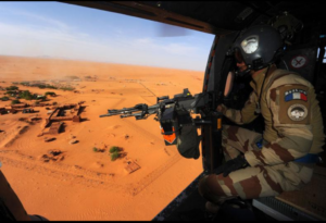 Le Niger doit-il organiser un référendum avant l&rsquo;arrivée des troupes algériennes ?