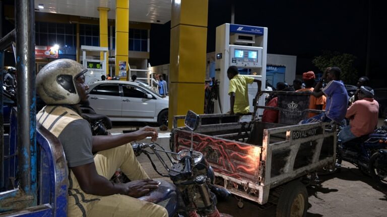 Niamey étouffe à cause de l’essence