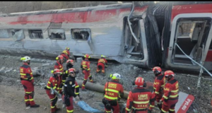 Espagne : pourquoi ce choc entre trains à grande vitesse a-t-il provoqué un tel drame ?