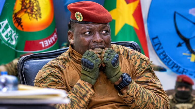 Le sommet Russie-Afrique peut-il révéler les failles du pouvoir de traoré au Burkina Faso ?
