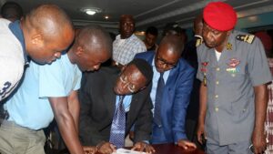 Cameroun anglophone : le gouvernement peut-il vraiment ignorer plus longtemps l&rsquo;appel au dialogue ?